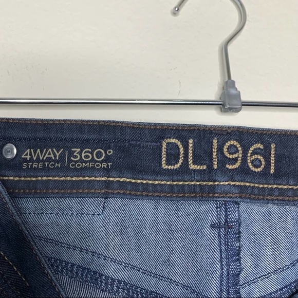 DL1961 Jennifer High-Rise Bootcut Jeans - Picture 7 of 7